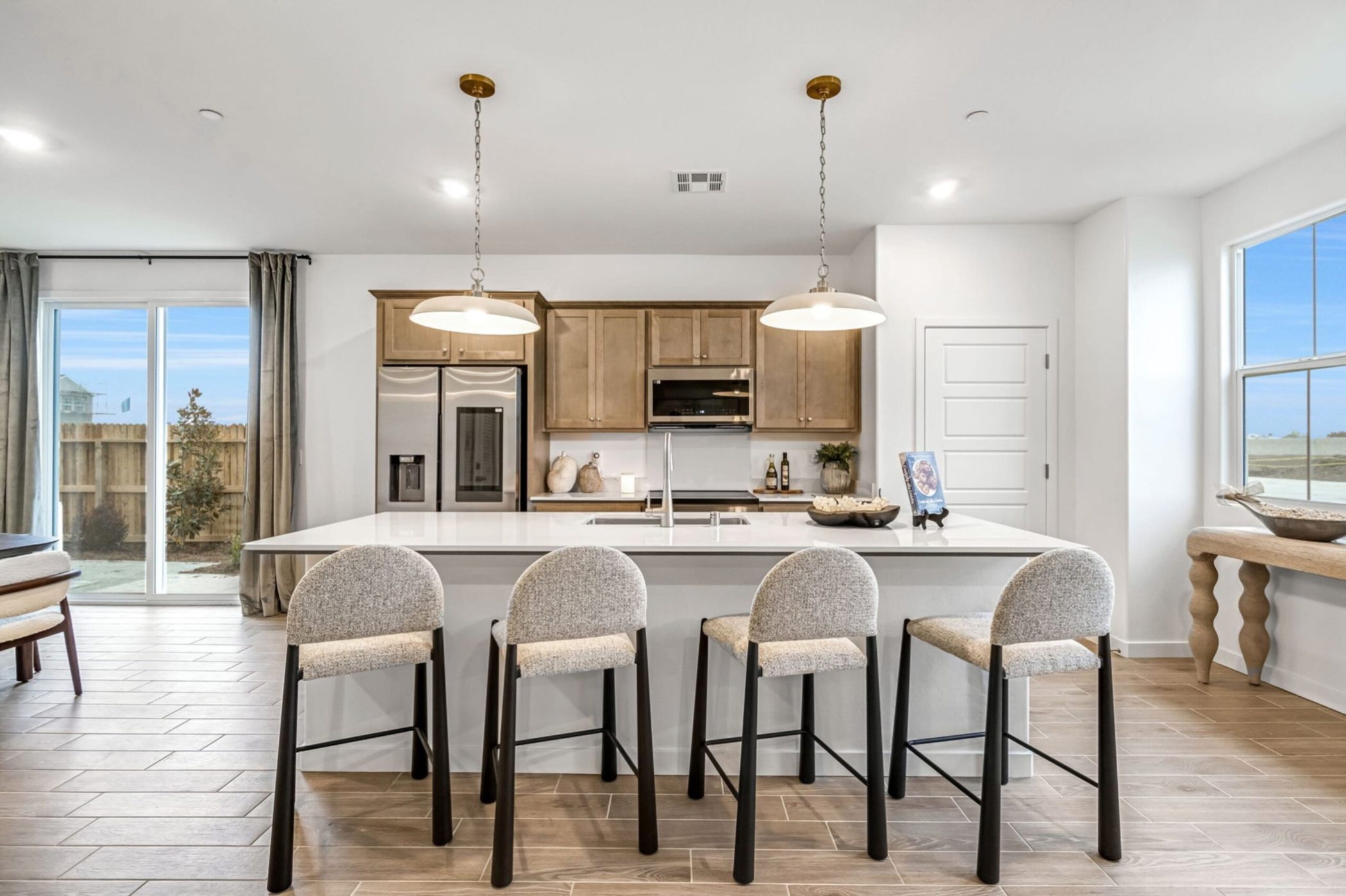 Wilde Gardens Encanto Kipling Kitchen 1of5 F1 min scaled