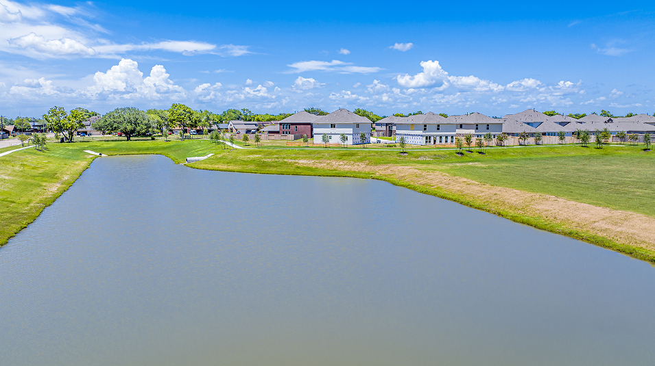 Riverwood Ranch Amenity Pond (Pond in Crockett Meadows)