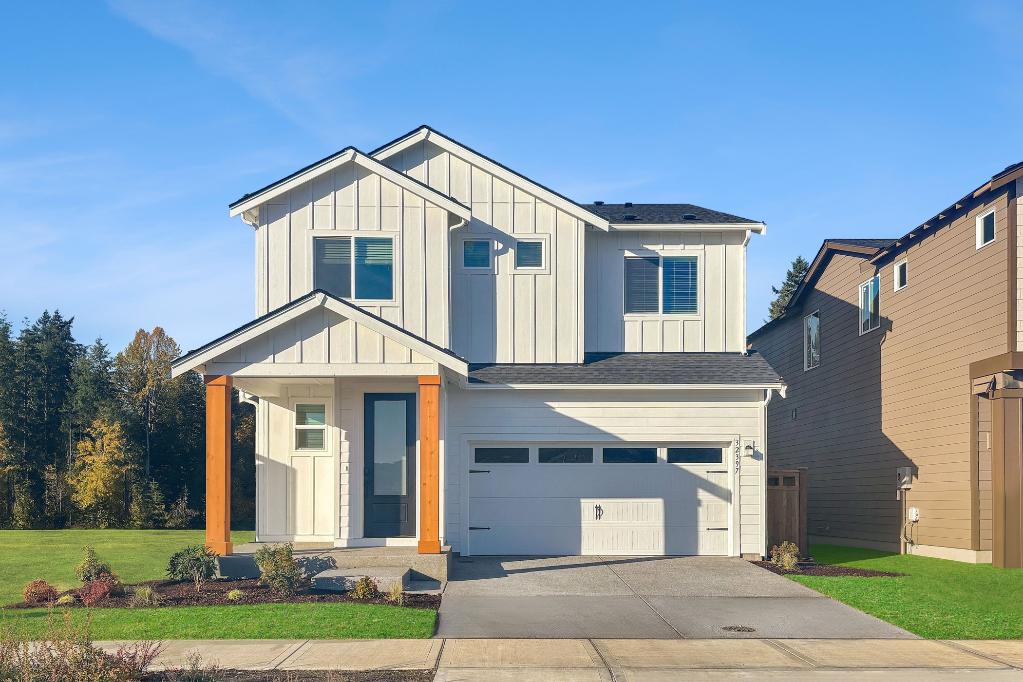 PNG  Ten Trails Mountain View Hickory II Exterior 1of2
