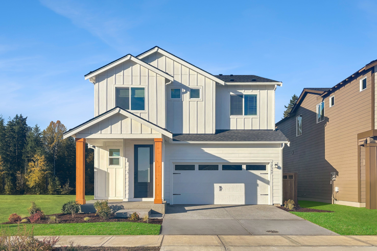 PNG  Ten Trails Mountain View Hickory II Exterior 1of2