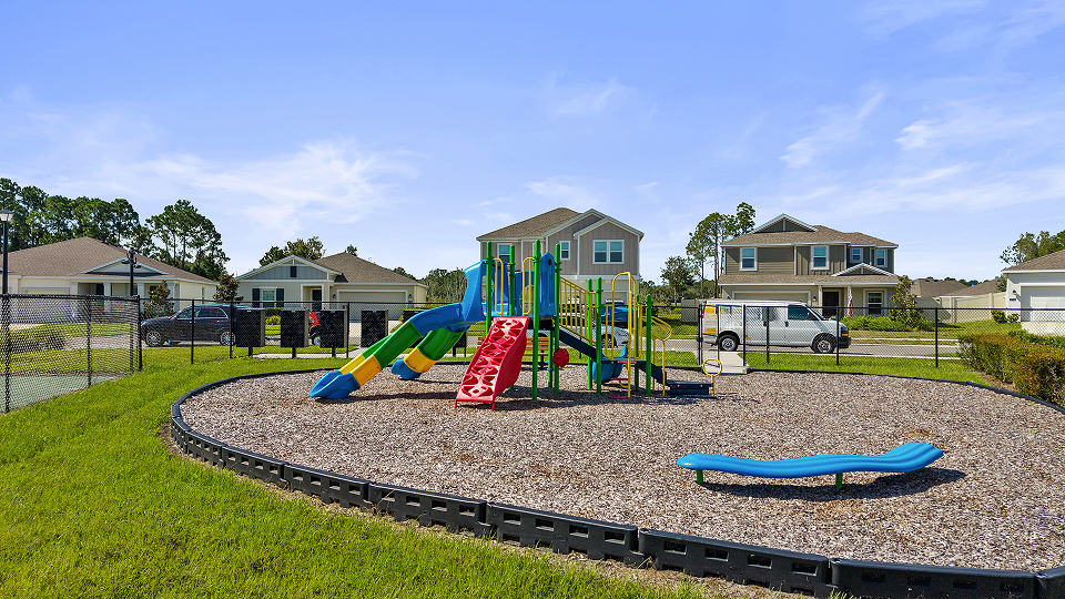 Parks Edgewater Amenity Playground 2of2 (Tot Lot in The Parks at Edgewater)