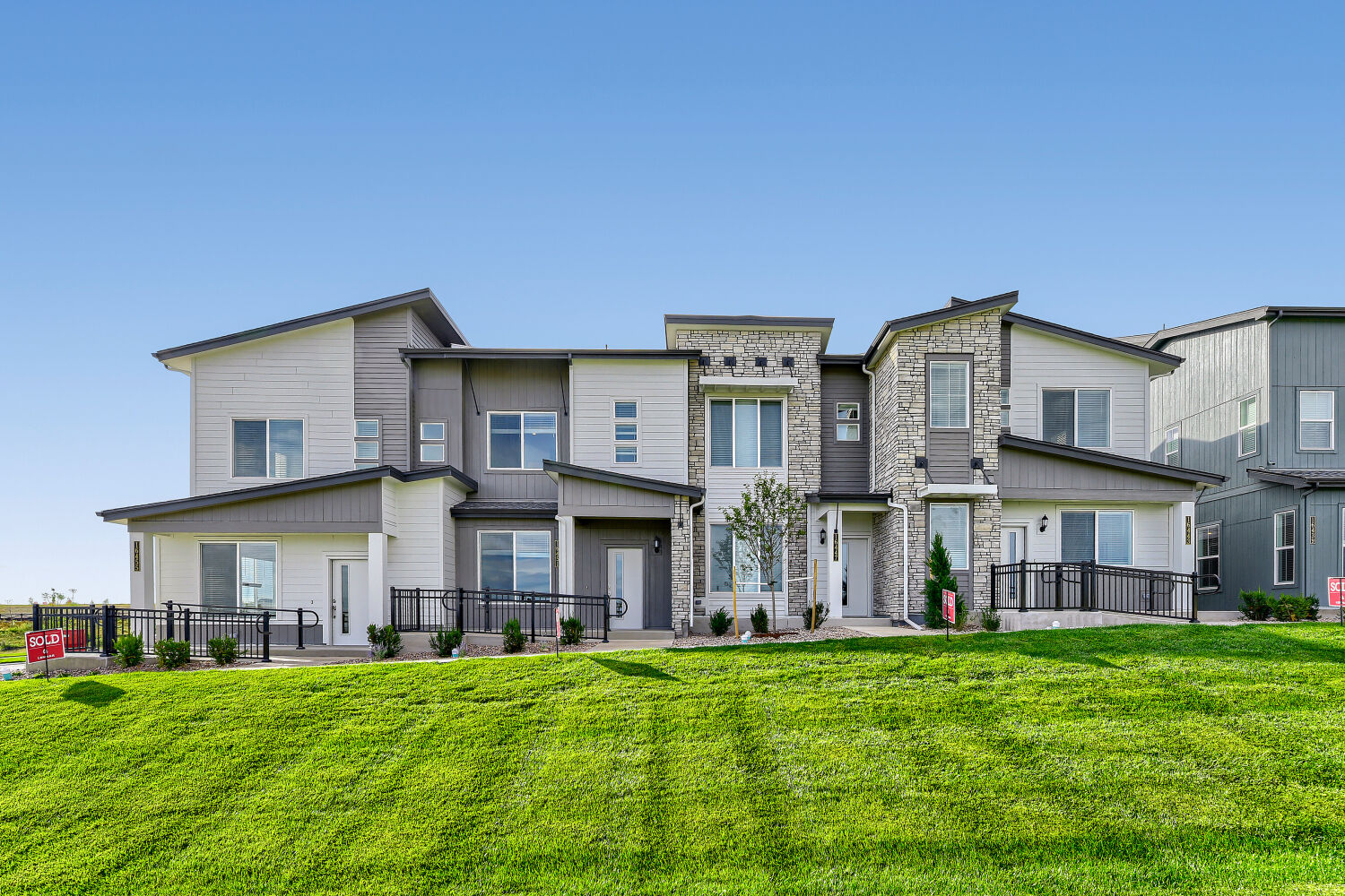 16443 Standing Elk Dr   Web Quality   001   01 Exterior Front