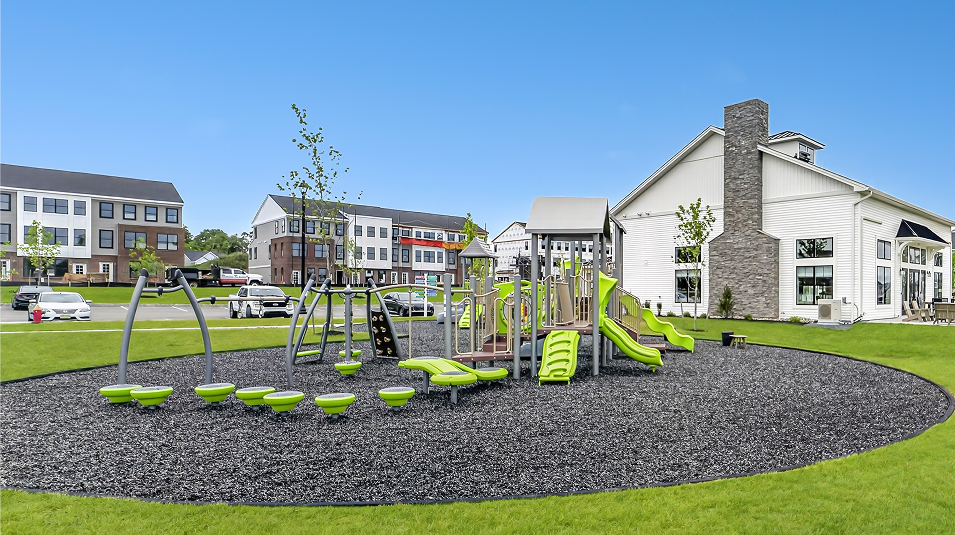 Hopewell Parc Amenity Playground 1of2 (Playground in Hopewell Parc)