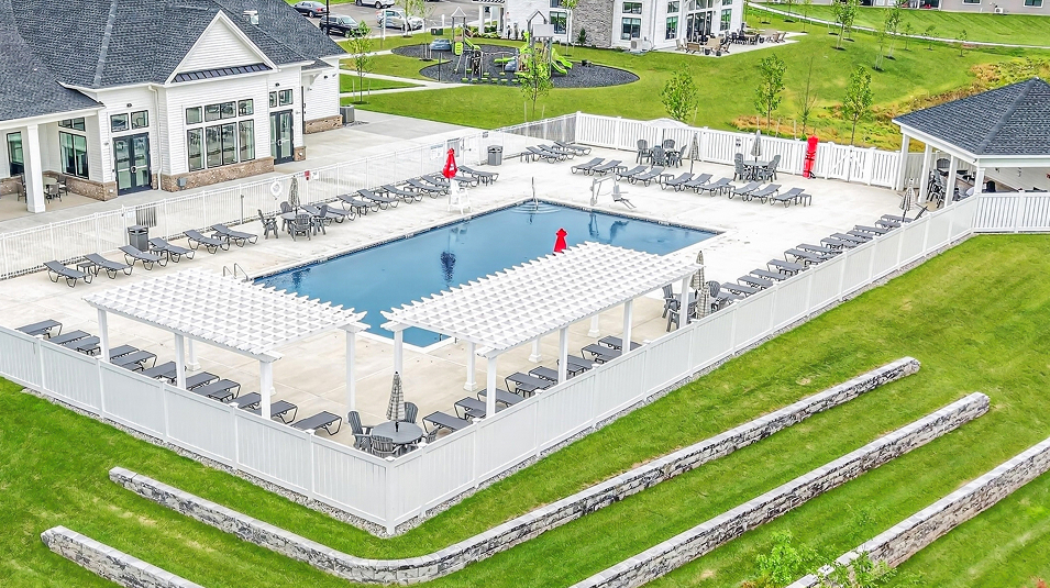 Hopewell Parc Amenity Pool 1of5 (Swimming Pool in Hopewell Parc)