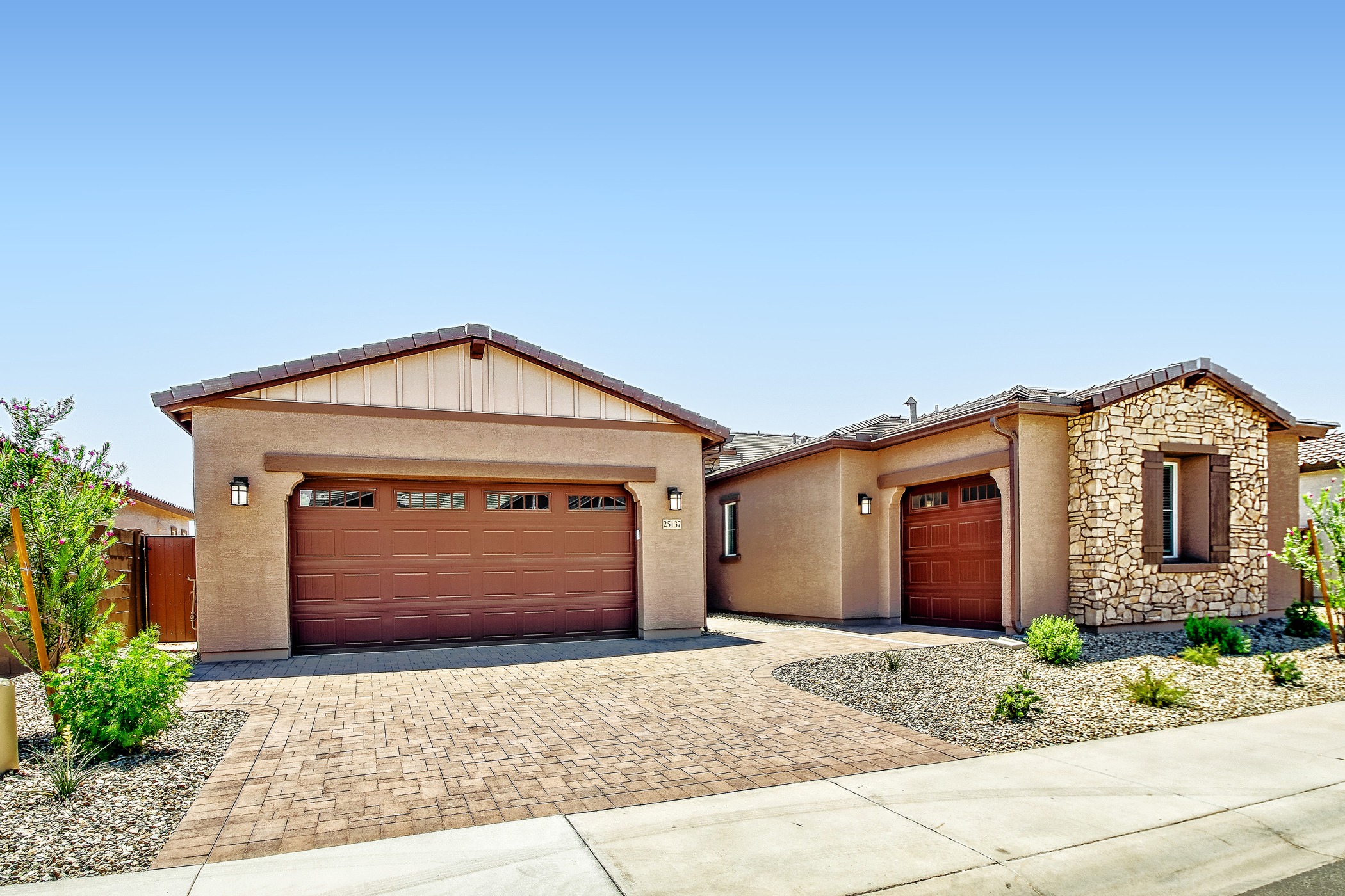 25137 N 177th Ave   Print Quality   001   01 Exterior Front