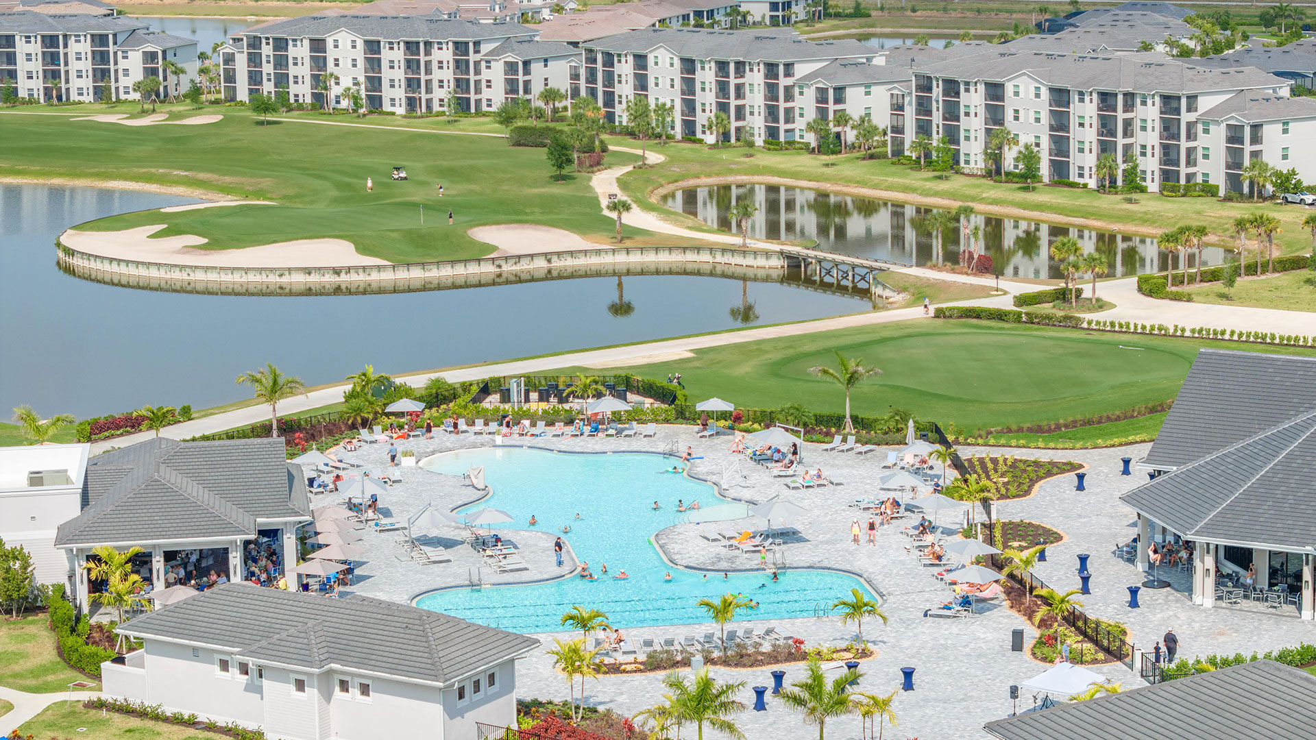Pic Aerial Event Pool 1 Social min 1