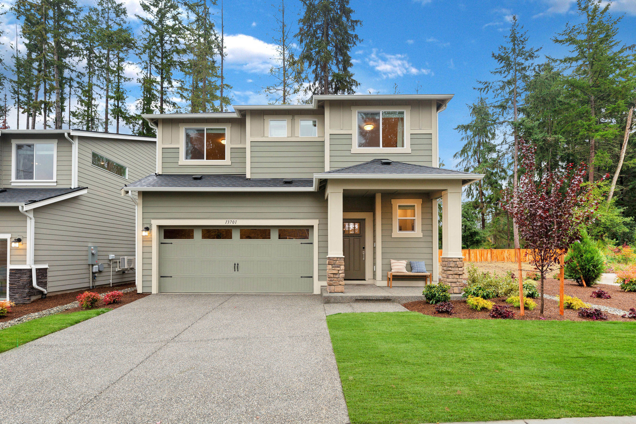 2311 Hickory Exterior 1of5 Base3