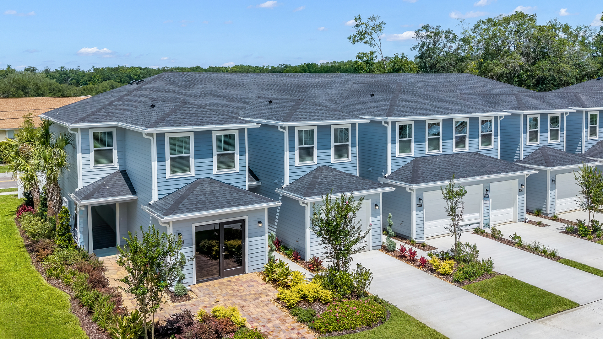 Oak Hill Village Townhomes