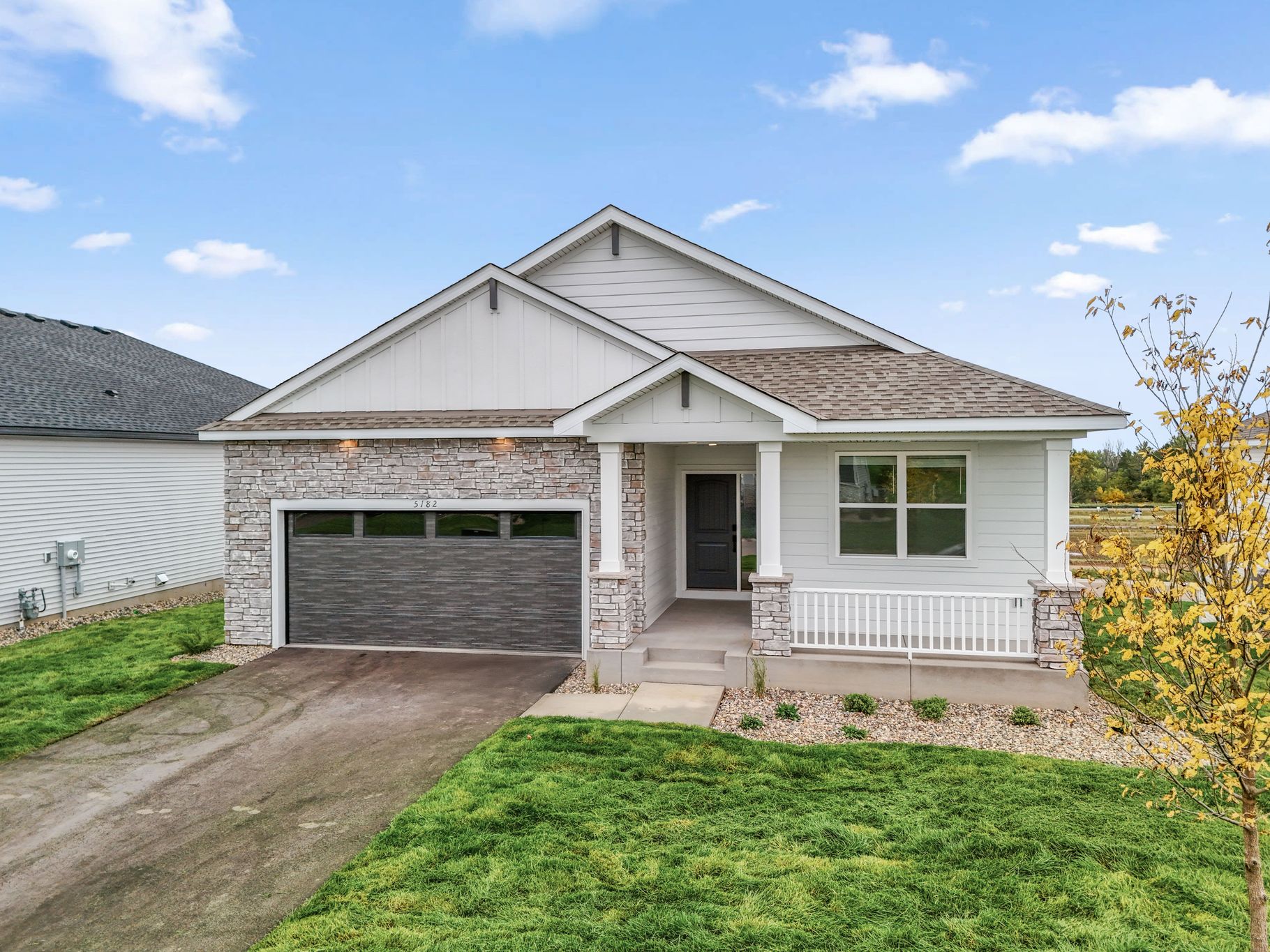 5182 Long Pointe Bay