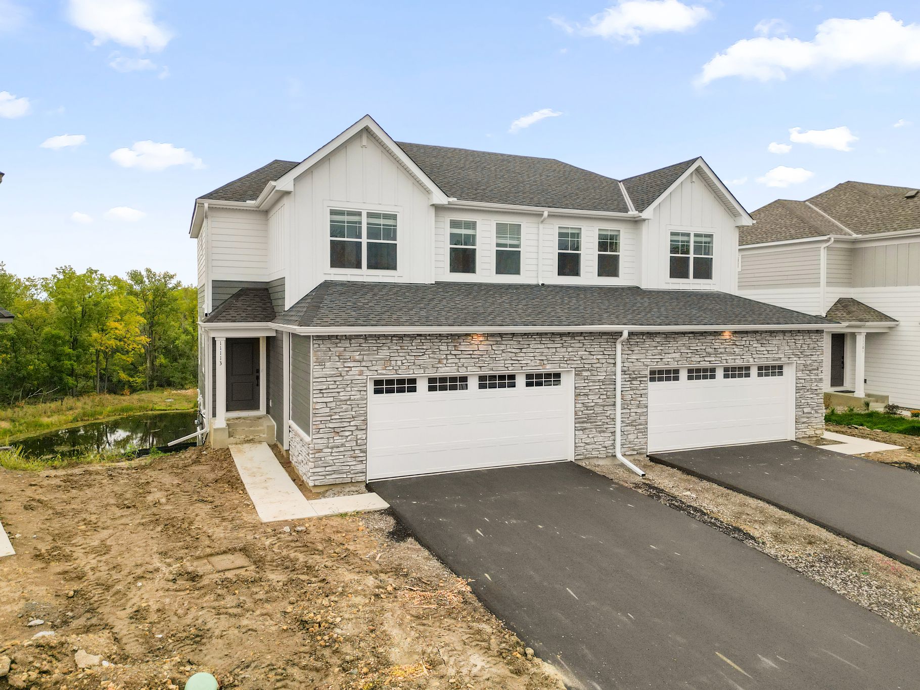 1 Antlers Ridge Conway QMI H S2115 Front Yard F1