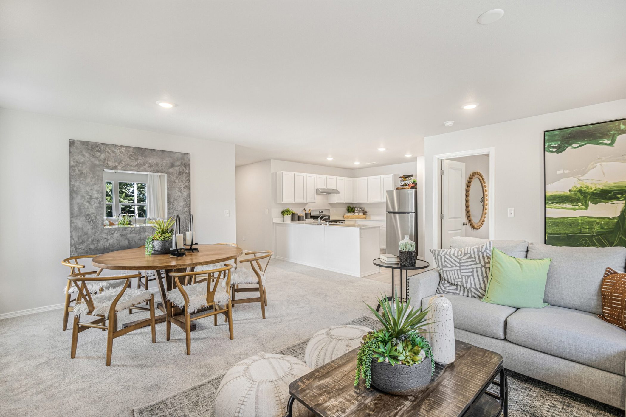 Silver Olympic Ridge Ontario Inspiration 1667 Great Room 4of5 min scaled