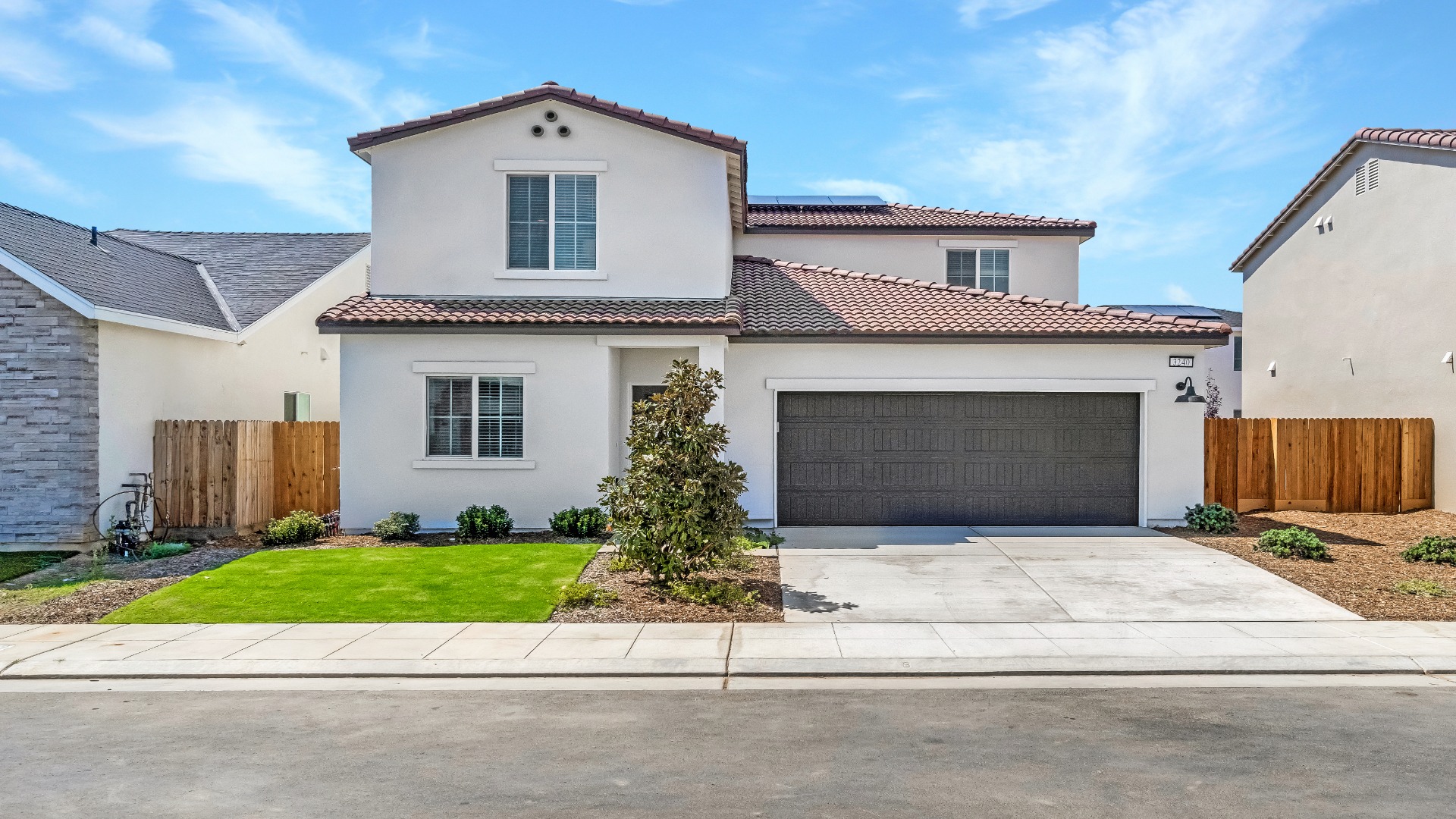 Valencia Corinthalyn Barcelona Exterior 1of8 abigail poore@lennar com resized to 1920x1080 1